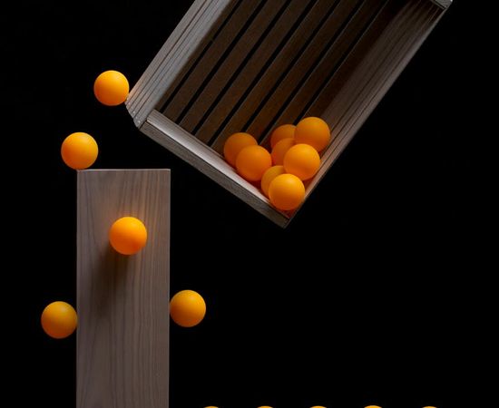 Abstract dynamic shapes showing movement and balance in space